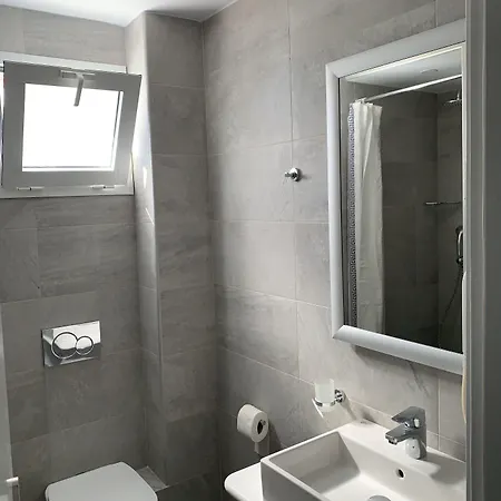 מלון Aegeon מילופוטאס